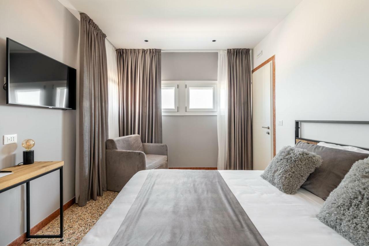 Готель Sea Tower Torre Telemetrica Lido Di Venezia Екстер'єр фото