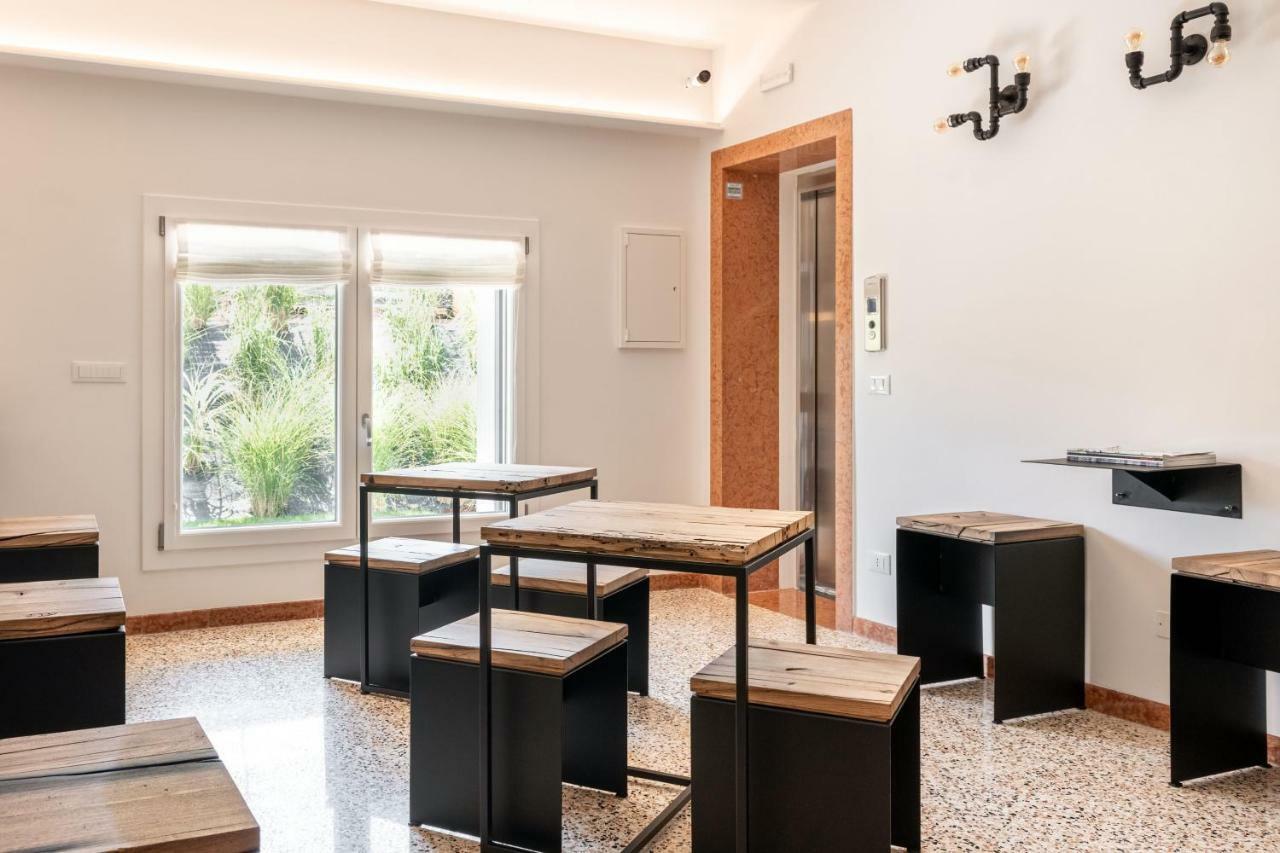 Готель Sea Tower Torre Telemetrica Lido Di Venezia Екстер'єр фото